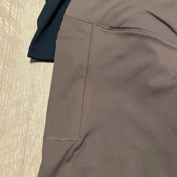 Bundle of 4 Danskin crossover bike shorts, size L - Picture 5 of 10